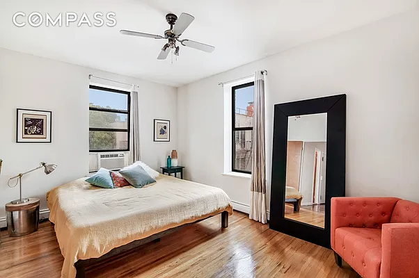 Sold by Compass | media 10