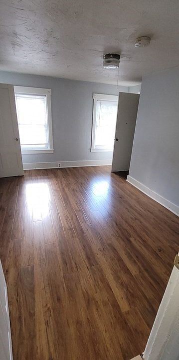 1st image of 375-377 Water St