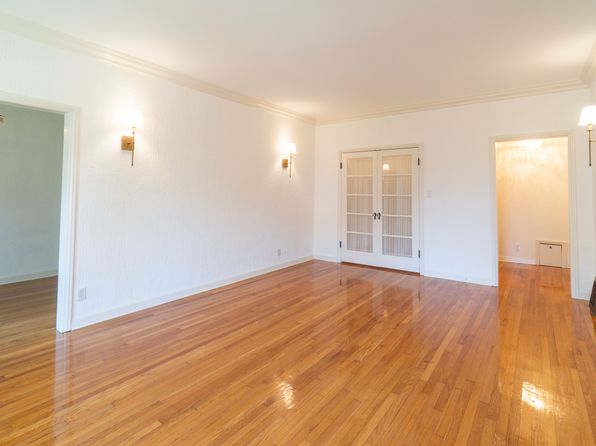 431 N Sycamore Ave APT 201