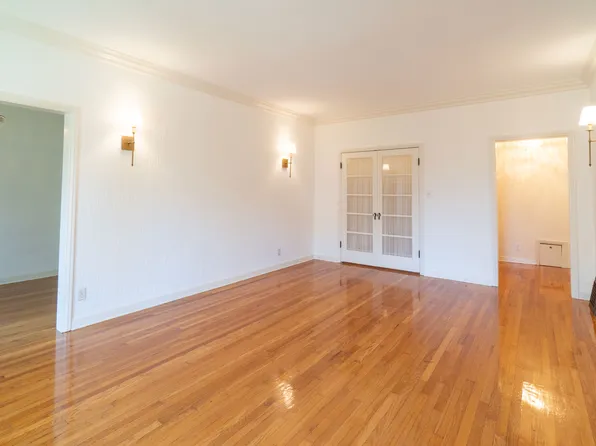 431 N Sycamore Ave APT 201, Los Angeles, CA 90036