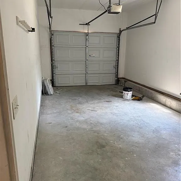 16 Brenden St — Photo 14