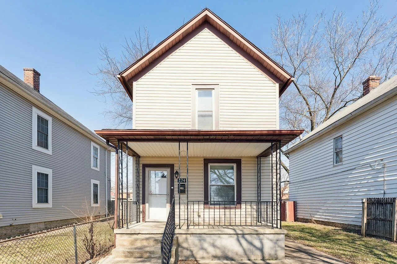 2 bed, 1.0 bath, 960 sqft, $1,500 — Photo 1