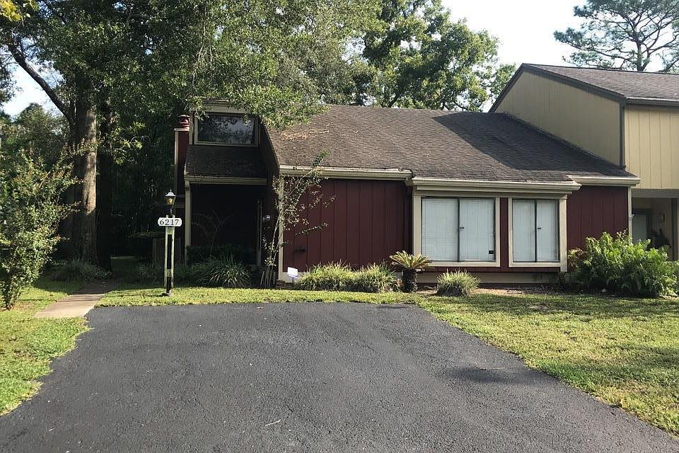 1st image of 6217 Lake Lugano Dr #6217
