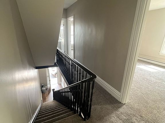 3rd image of 38 E Penn St Unit 2