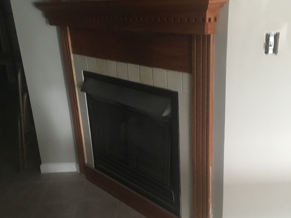 2nd image of 1421 Deer Haven Ln