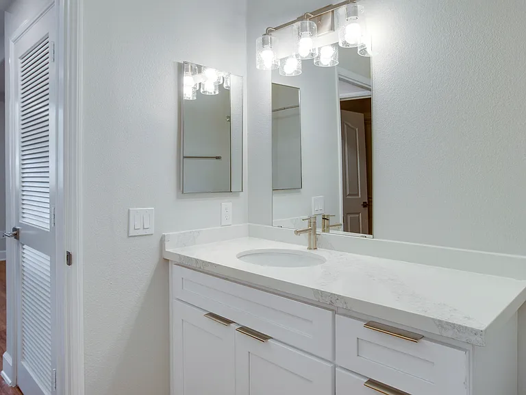 5550 W 6th St #2-405 — Photo 6