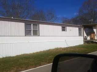 2388 Dexterville Gilstrap Rd, Morgantown, KY 42261