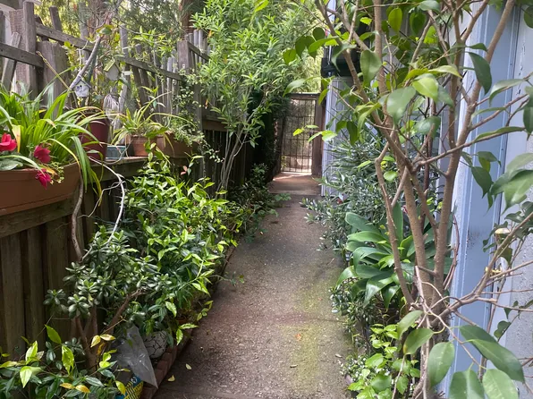 1634 Oxford St #101, Berkeley, CA 94709