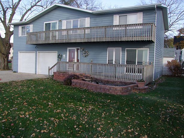 1st image of 1005 Lighthouse Dr