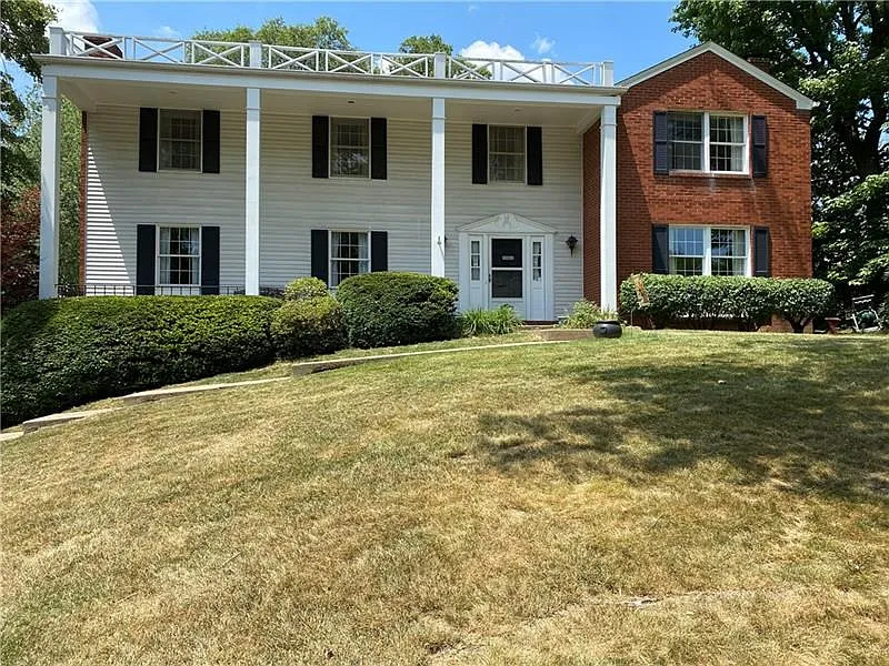 1792 Taper Dr photo 1