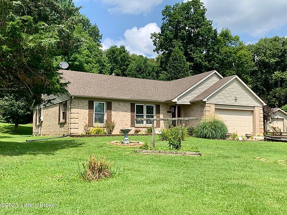 2nd image of 225 Valley Ct