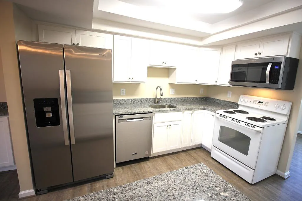 48 Monarch Drive — Photo 2