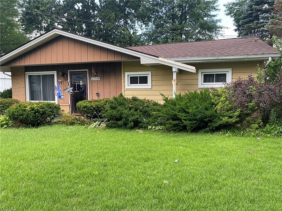 1st image of 98 Palmer Ave