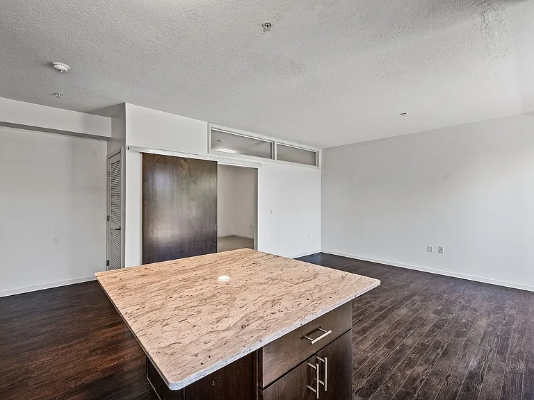The Flats at West End — Photo 83