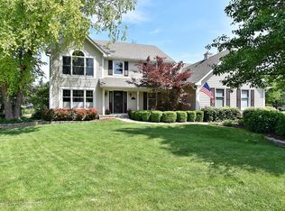 1480 Millview Dr, Batavia, IL 60510