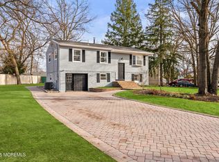 12 Cedar Hill Ln, Toms River, NJ