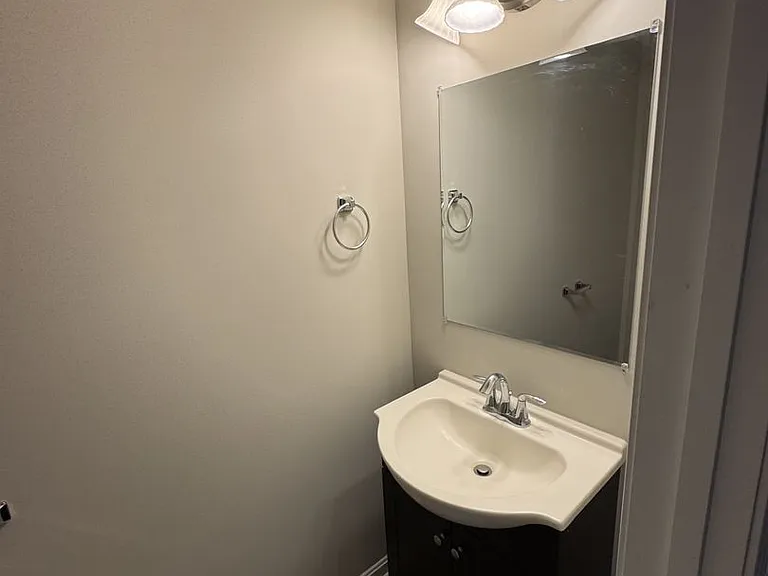 76 Sumner Ln #E — Photo 12
