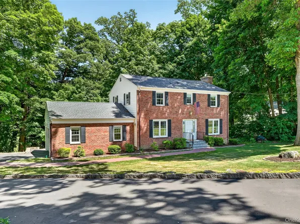 1 Woodland Drive, Pleasantville, NY 10570