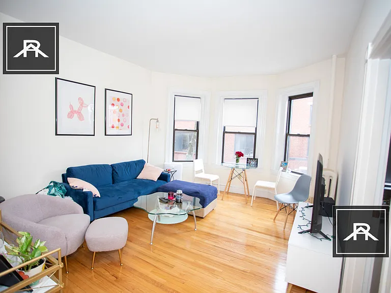 1340 Commonwealth Ave #11 — Photo 2