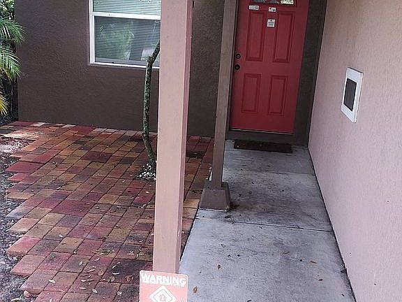 3rd image of 6511 Curtis St