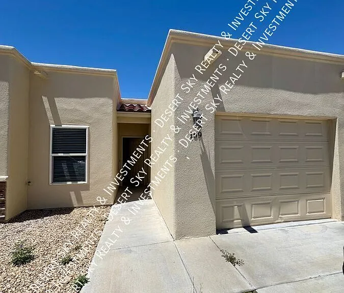 169 Oban Ct — Photo 1