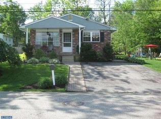 312 S Barry Ave, Norristown, PA 19403
