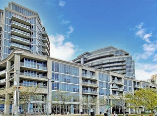 58 Marine Parade Dr Unit 326, Toronto, ON M8V 4G1