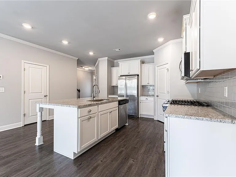 2414 Morgan Place Dr — Photo 11