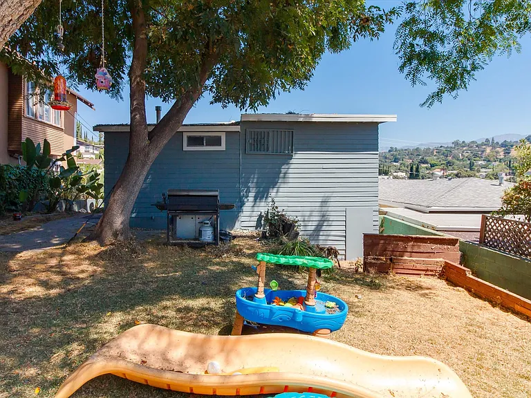 6108 Springvale Dr — Photo 12