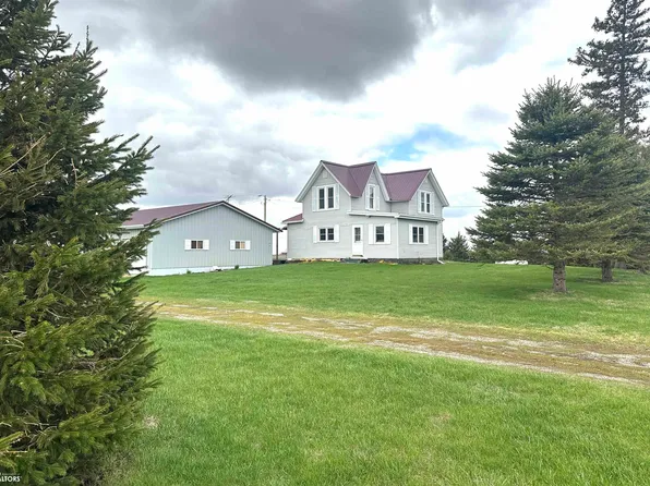 3422 280th St, Ackley, IA 50601