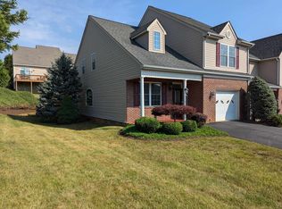 27 W Park View Ln, Staunton, VA 24401