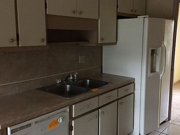 4th image of 7139 Santa Barbara St