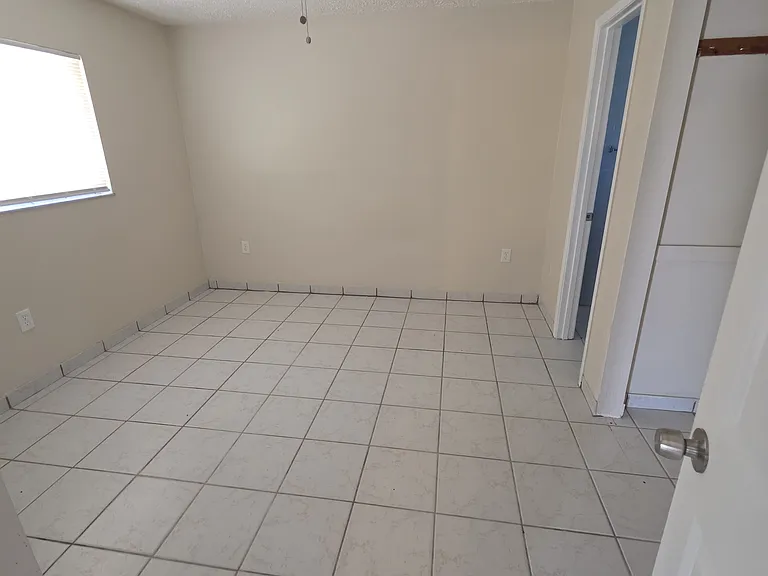 105 Palmetto Ave #11 — Photo 8