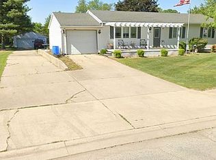 626 E 18th St, Mishawaka, IN 46544