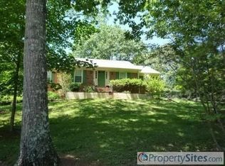 618 Huckleberry Rd, Canton, GA 30114