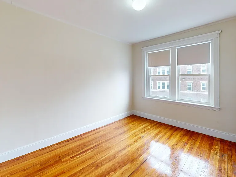 1810 Commonwealth Ave #118 — Photo 4