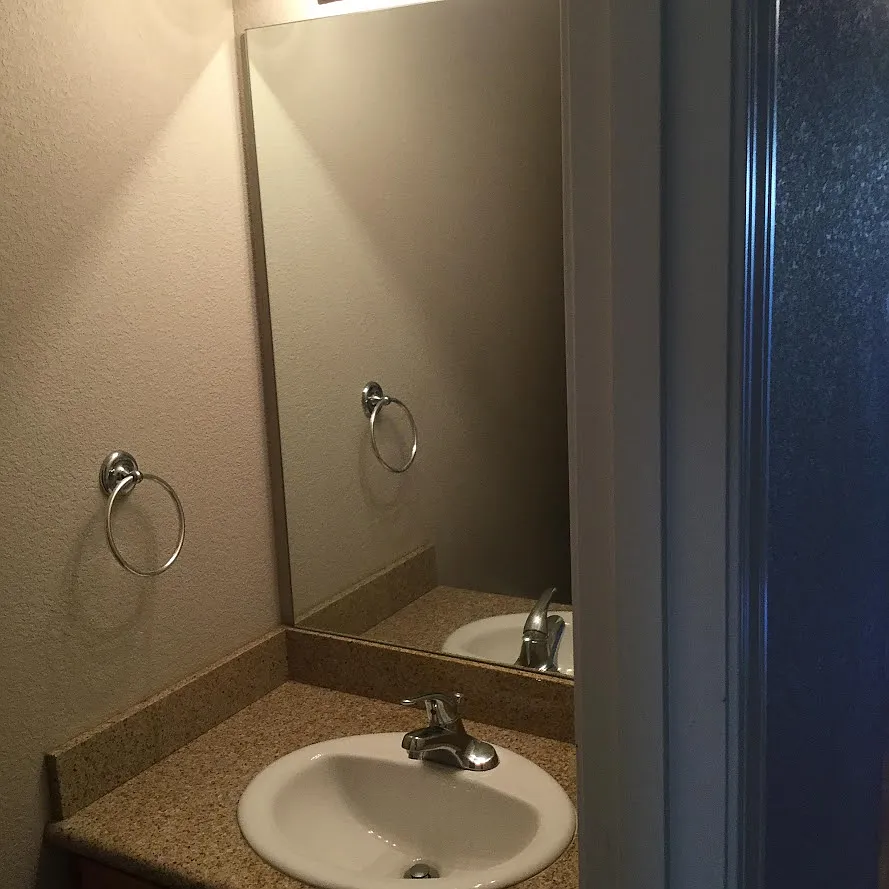 2 bed, 2.5 bath, 1526 sqft, $1,595 — Photo 3