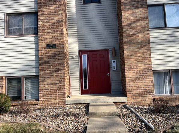 61704 Real Estate - 61704 Homes For Sale | Zillow