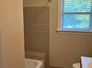 6470 Avenue A, New Orleans, LA 70124