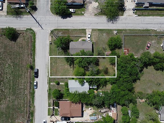 3rd image of 408 Symes St