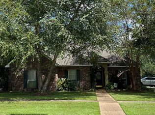 5308 Sophie Anne Dr, Zachary, LA 70791