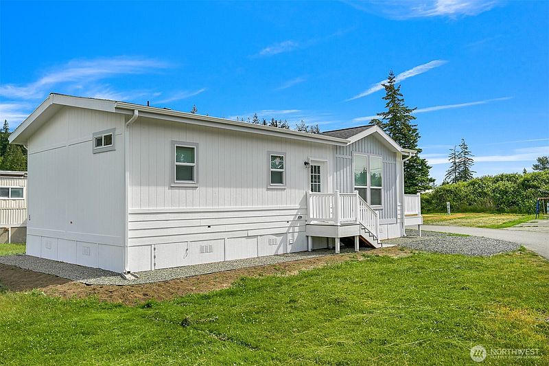 2nd image of 4672 Birch Bay Lynden Road #83