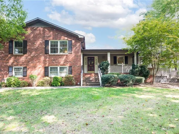 4075 Havenwood Dr, Winston Salem, NC 27106