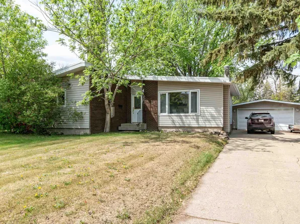 4 Crane Rd, Strathcona County, AB T8A 0H8