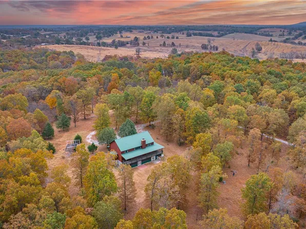 12307 Westridge Dr, Harrison, AR 72601