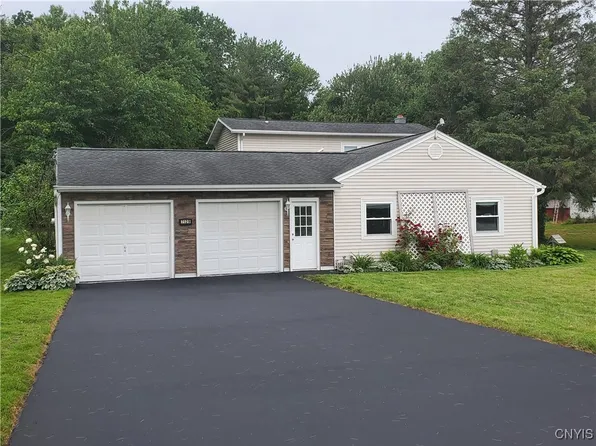 7129 Ferstler Rd, Kirkville, NY 13082