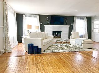 35 Rosewood Dr, Sag Harbor, NY 11963
