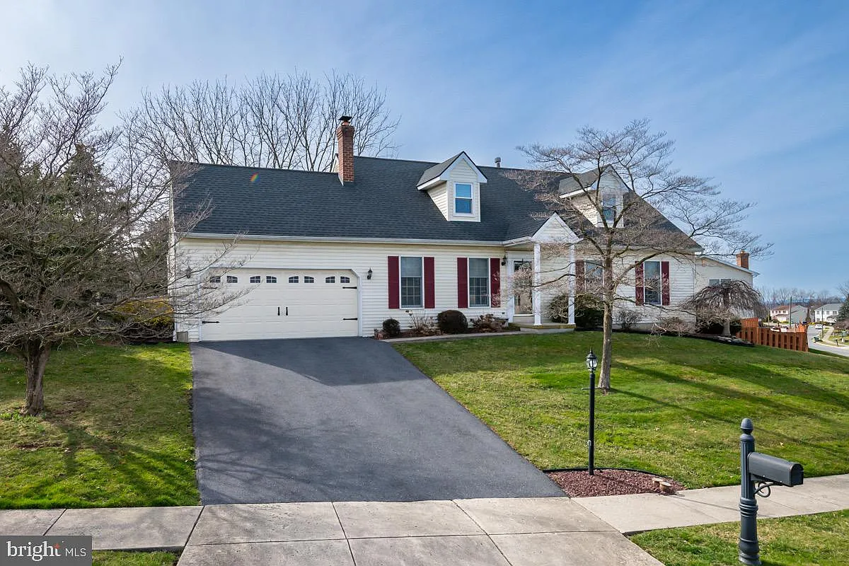2906 Daniel Dr photo 1
