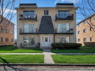 6135 Marshall Ave #301, Chicago Ridge, IL 60415