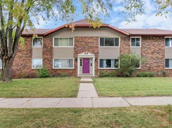 1344 Camden Way, Waukesha, WI 53186